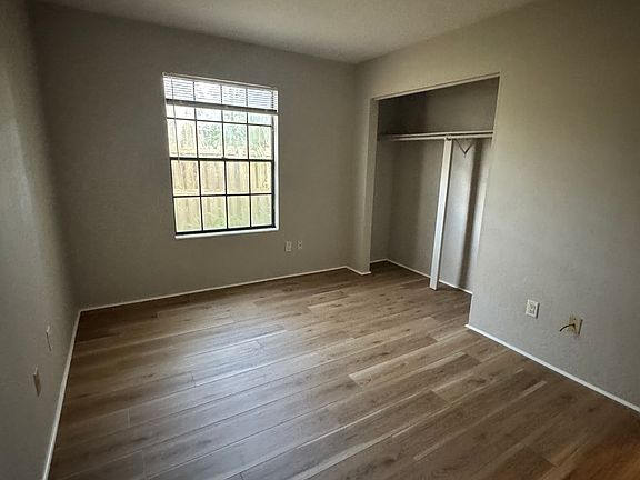 5th image of 3123 SW 26th Way APT 2