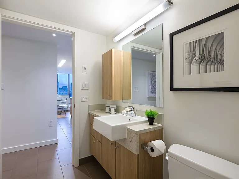 788 Jervis St — Photo 24