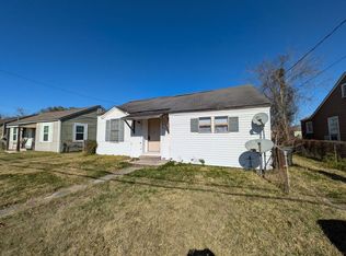 1878 Delaware St, Beaumont, TX 77703