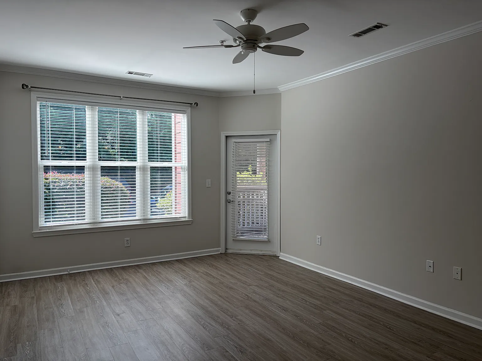 1 bed, 759 sqft, $1,950 — Photo 3