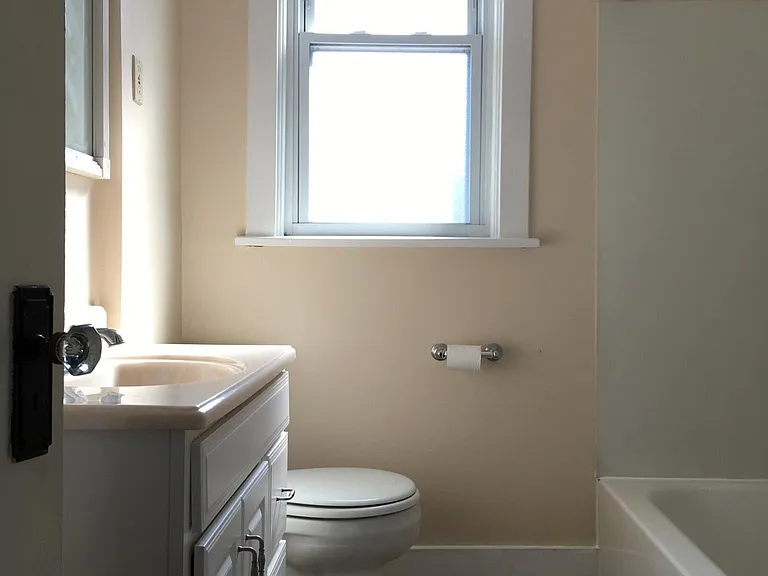2nd floor bathroom