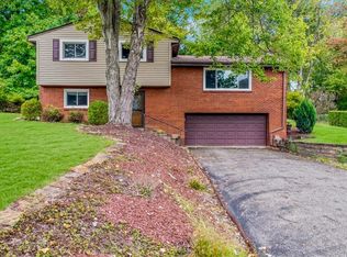 2341 Sample Rd, Allison Park, PA 15101