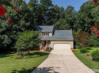 1005 Lantern Light Ct, Apex, NC 27502