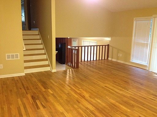3rd image of 58 Olive Ln SE