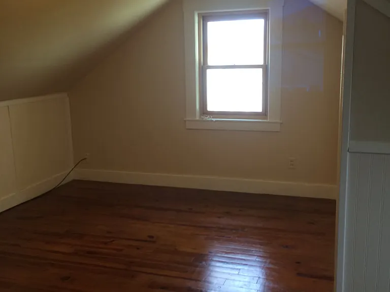 20 Grove St — Photo 3