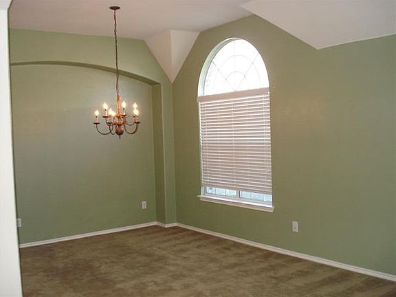 3rd image of 9404 Stonewood Dr