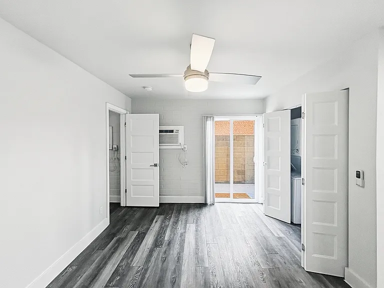 631 N 4th Ave #12 — Photo 11