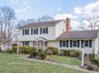 79 Ironia Rd, Mendham, NJ 07945