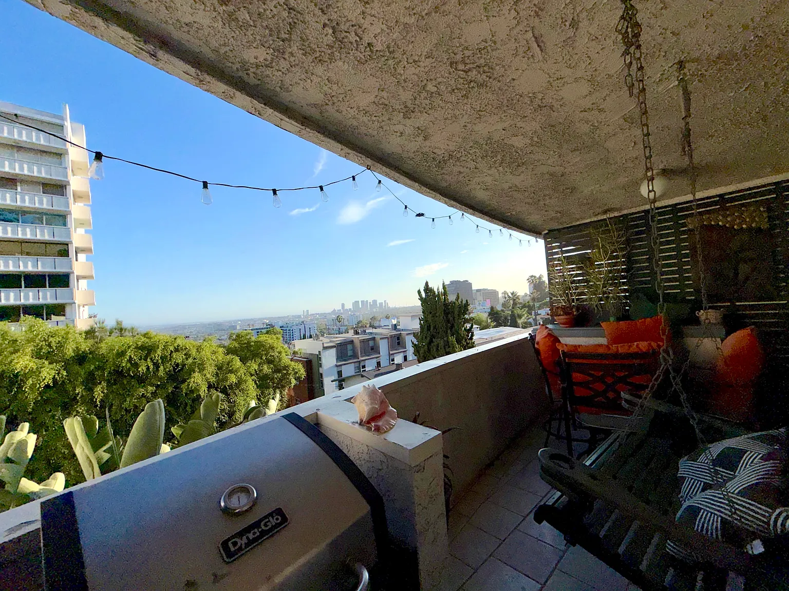 1 bed, 933 sqft, $4,500 — Photo 3