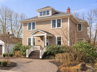 1932 Rosebank Ave, Halifax, NS B3H 4C7