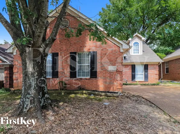 1049 Nolan Ln, Cordova, TN 38018