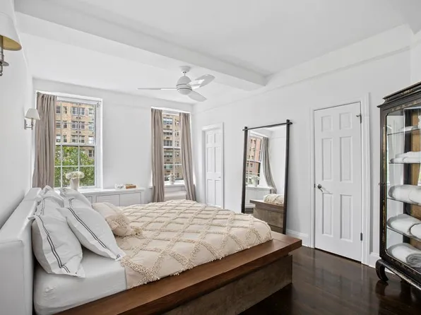 71 Park Avenue image 8 of 12