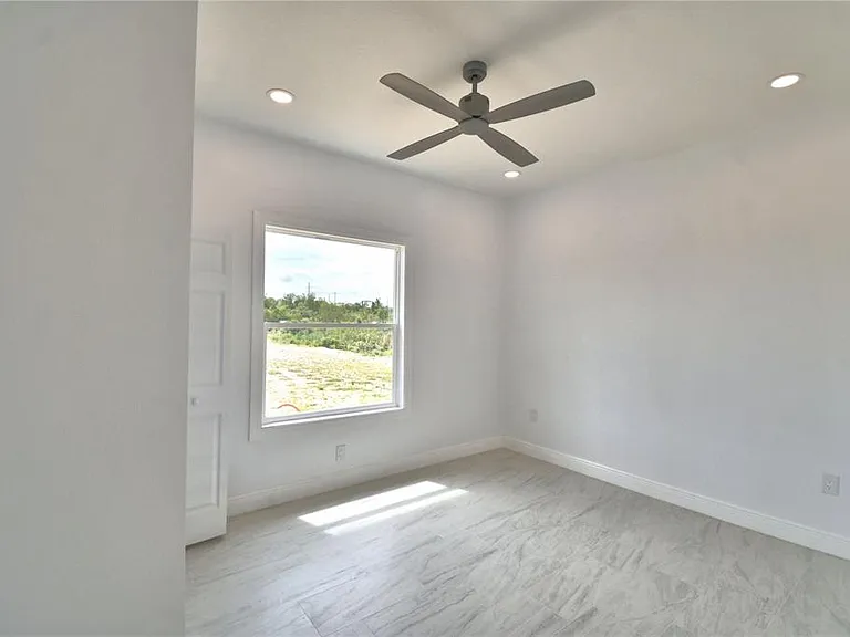 7951 Sarasota Dr #B — Photo 7