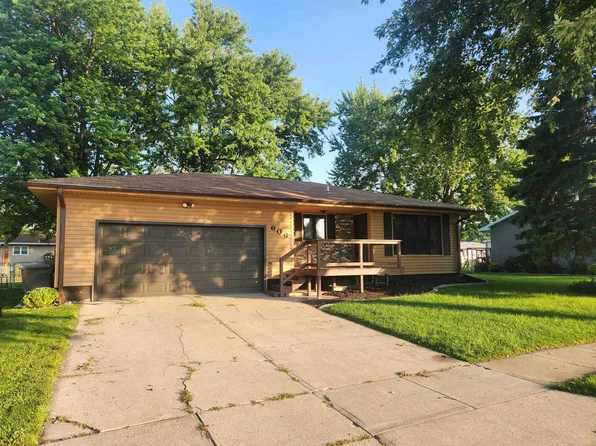 606 S Boxelder St, Norfolk, NE 68701