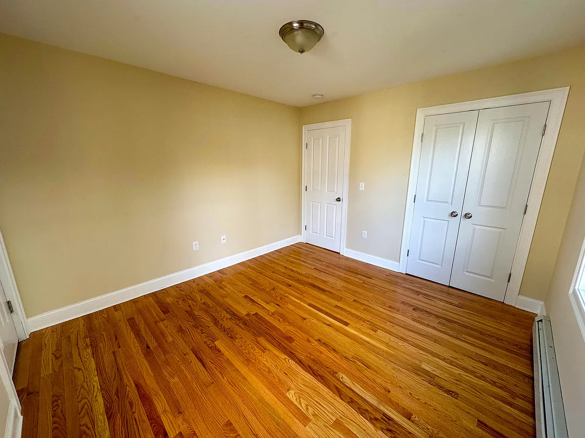 Bedroom - 13 Aubin St #1
