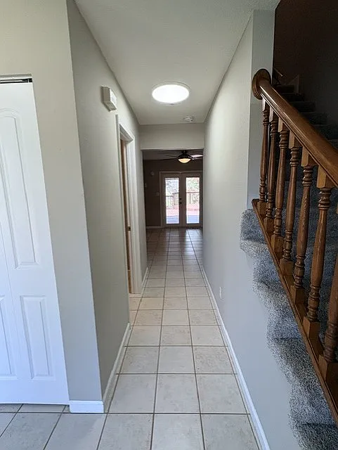3 bed, 2.5 bath, 2750 sqft, $2,750 — Photo 4