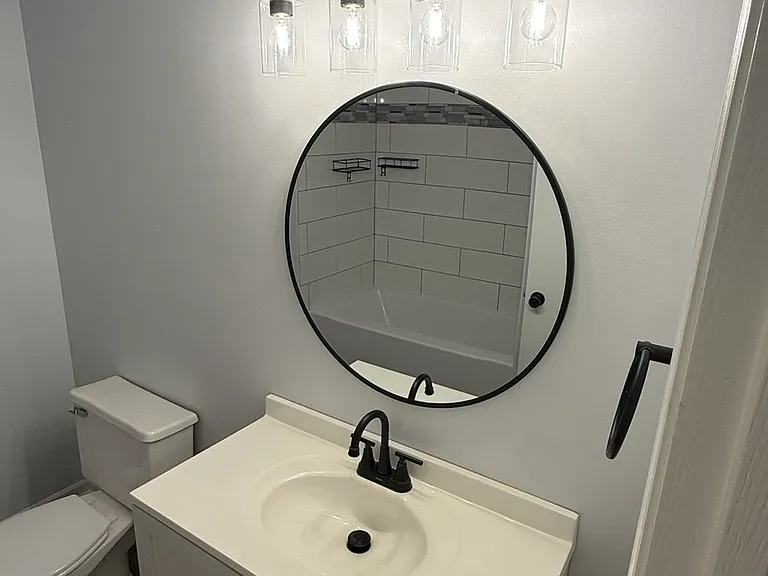 295 Woodridge Cir #D — Photo 15
