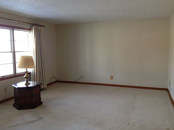 5th image of 15 James Ct