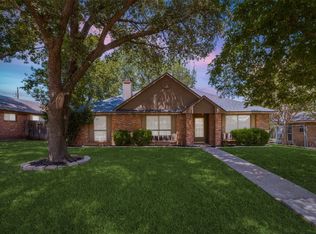 7701 Seascape Dr, Rowlett, TX 75088