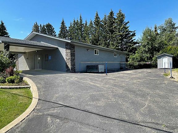 3rd image of 5219 49th St