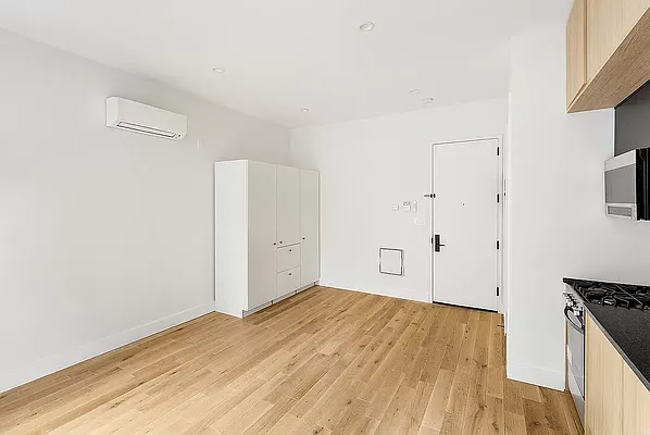 Rented by NOVO Living LLC | media 8