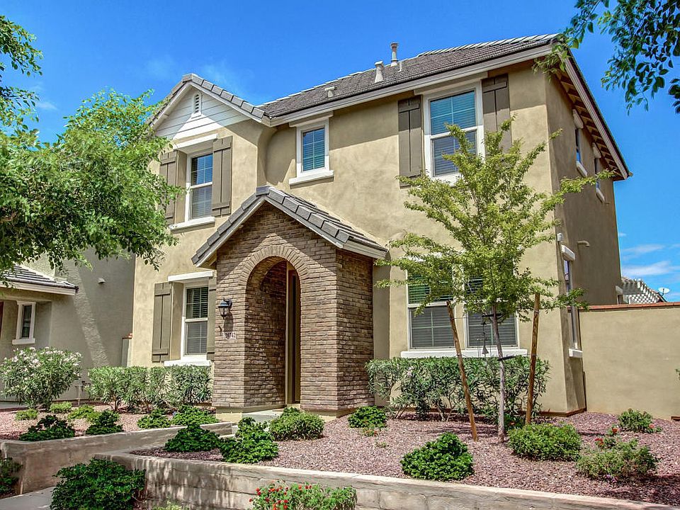 1st image of 20742 W Park Meadows Dr