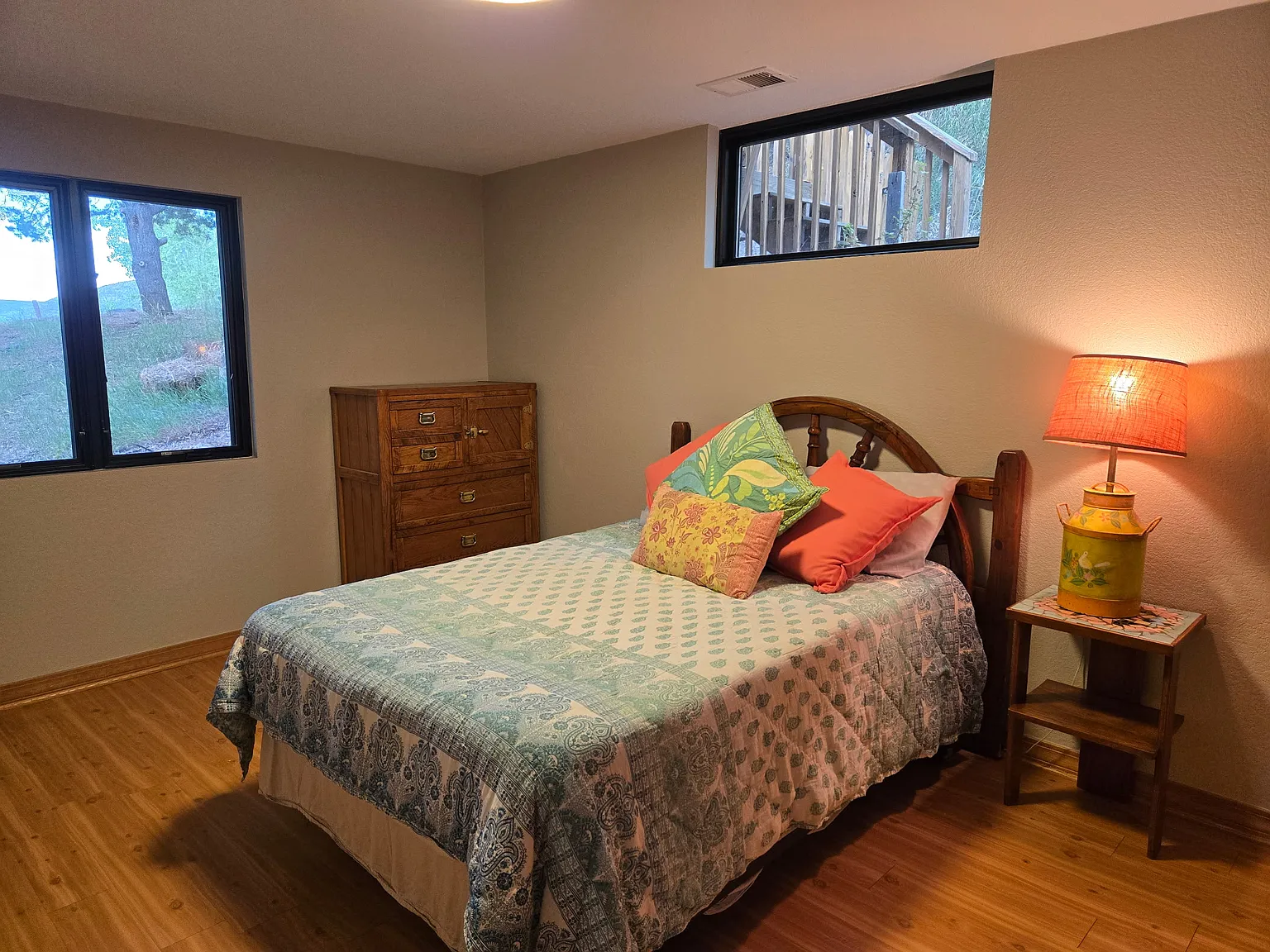 1 bed, 3024 sqft, $1,750 — Photo 3