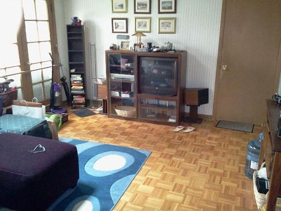 5th image of 23W002 Hackberry Dr