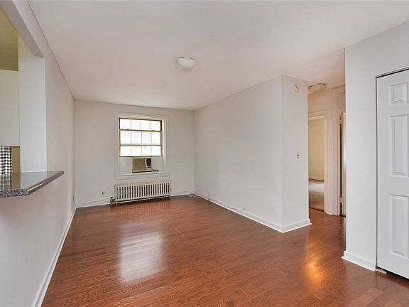 4th image of 5417 31st Ave APT 1N