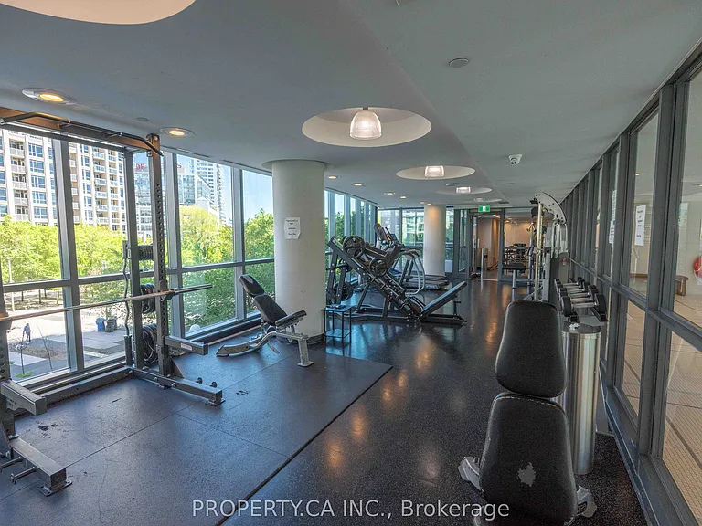 215 Fort York Blvd #2203 — Photo 20
