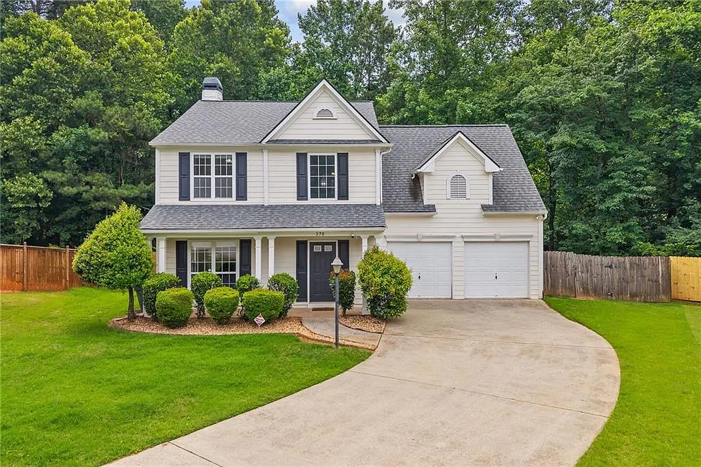 3 bed, 2.5 bath, 1951 sqft, $2,400 — Photo 1