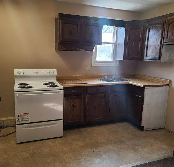 2803 Cleveland Ave SW #4 — Photo 3