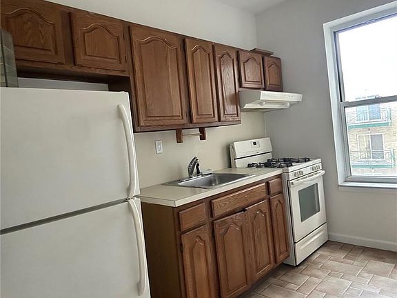 4th image of 9031 Fort Hamilton Pkwy APT 2B