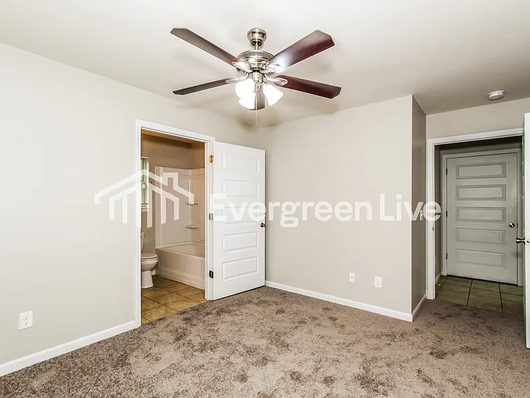 120 Creek Run Way — Photo 8