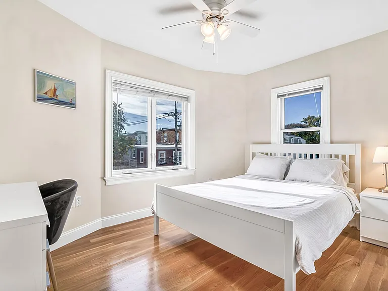 10 Bradbury St #10 — Photo 21