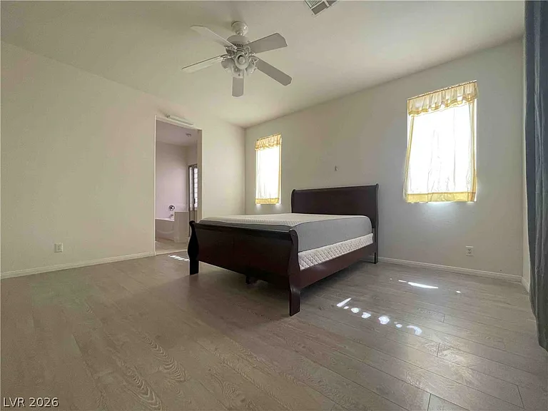 531 Curtin Ct — Photo 13