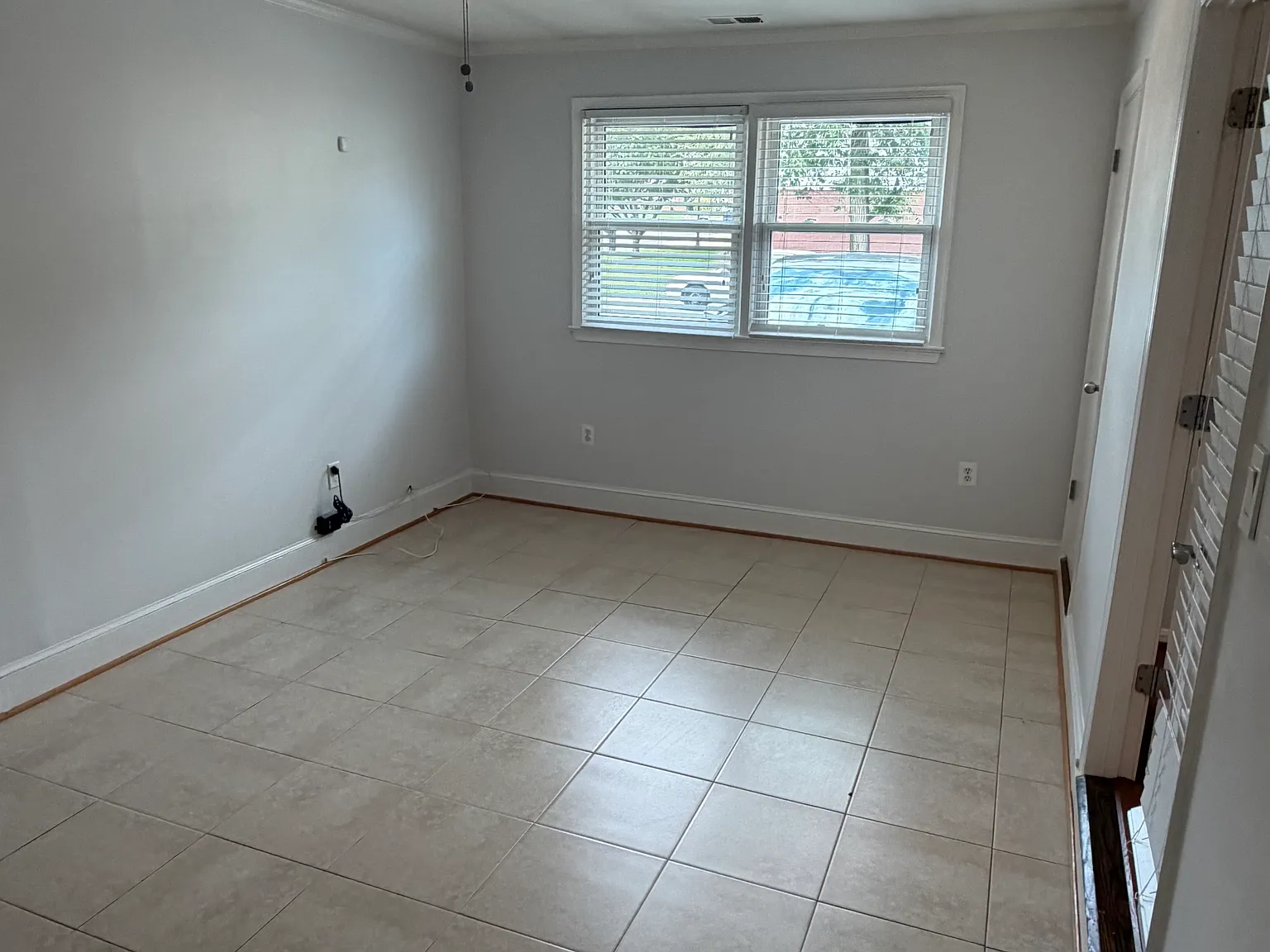 3 bed, 1521 sqft, $3,400 — Photo 2