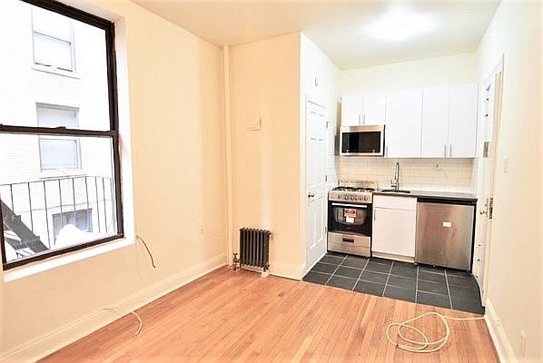1st image of 545 Edgecombe Ave #2HH