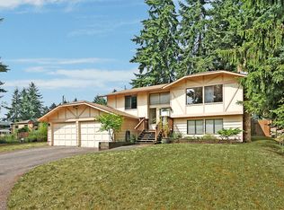 19243 11th Ave NE, Shoreline, WA 98155