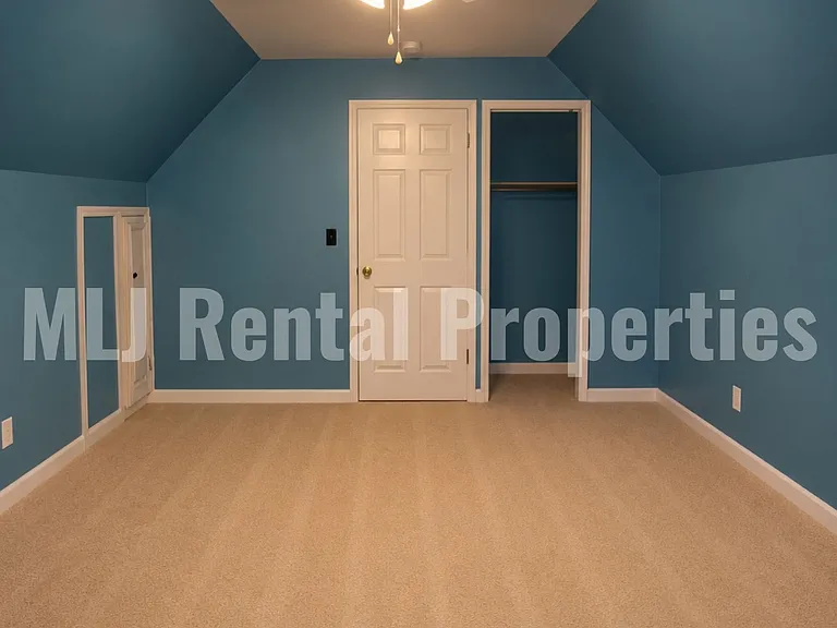 5881 S Irvington Ave — Photo 56