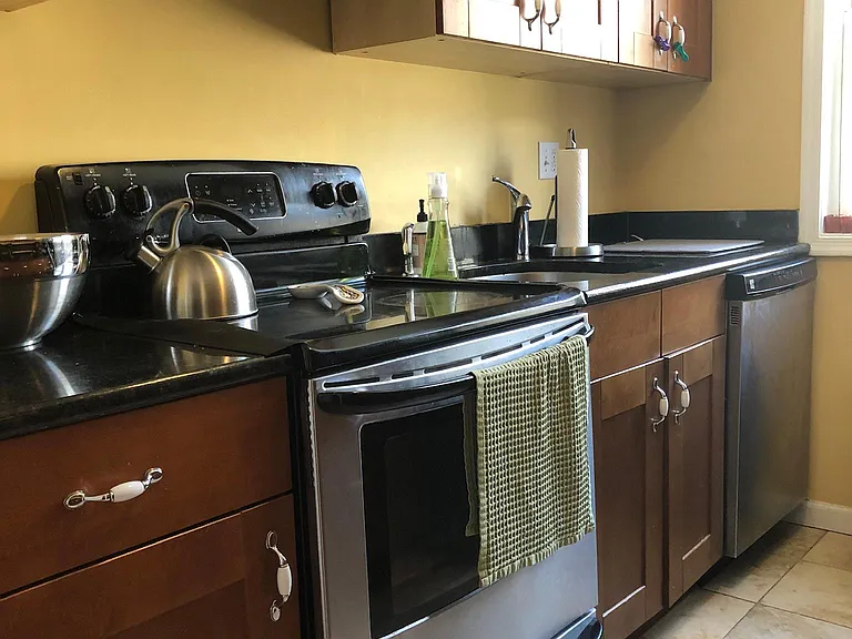 1421 Columbia Rd NW #406 — Photo 4