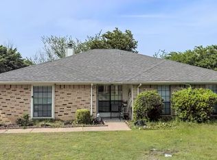 2407 Ventura Dr, Arlington, TX 76015