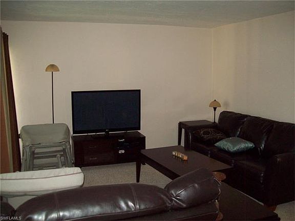 4th image of 13240 White Marsh Ln #3136