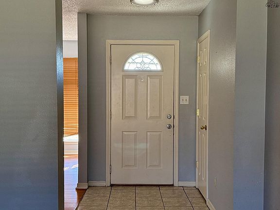 2nd image of 2 Mattie Cir