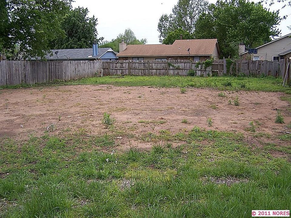2nd image of 3208 S 138th Ave E