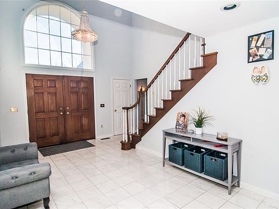5th image of 2890 Hickorywood Dr