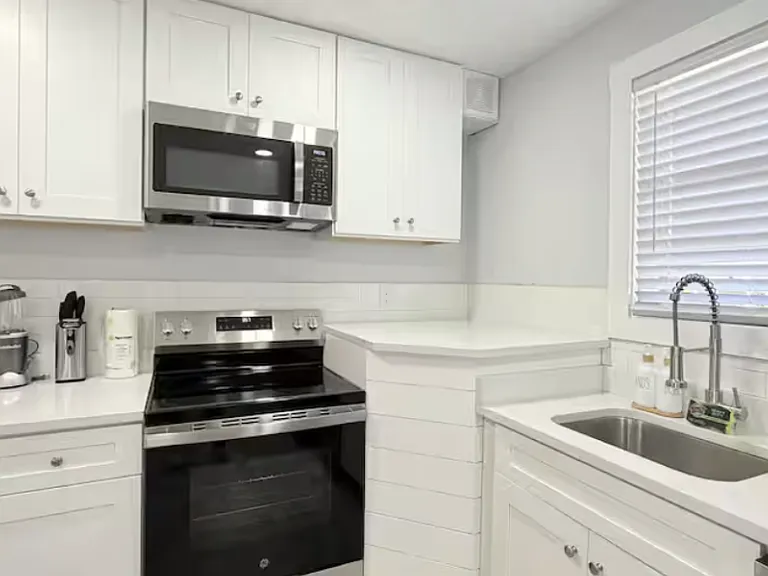 208 Chester St #11 — Photo 7