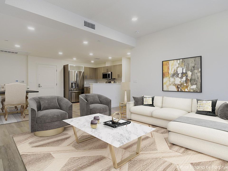 1st image of 4725 Radford Ave #106