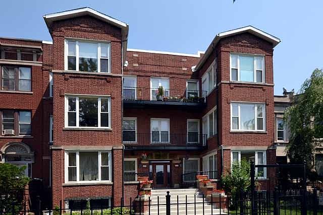 1st image of 4847 N Kenmore Ave APT 3
