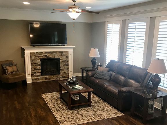 5th image of 5707 N Hull Ct